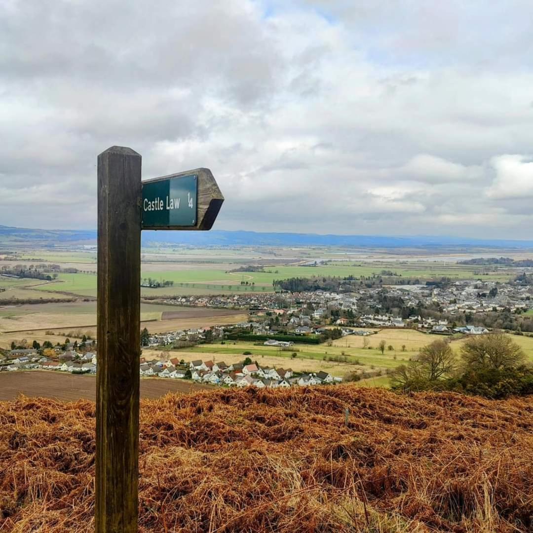 Pitcaithly Cottage Abernethy Esterno foto
